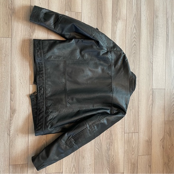 Men's Black Leather Jacket - Picture 7 of 7
